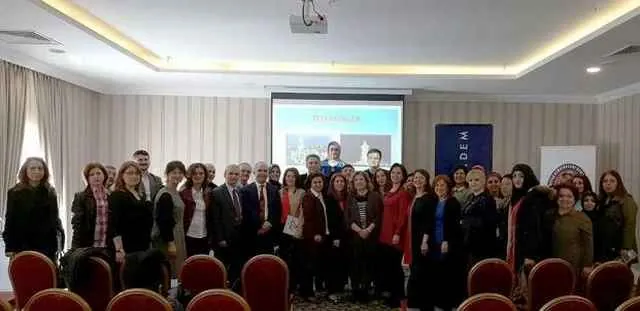 Eği̇Ti̇M Toplantisi